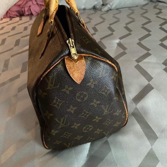 LOUIS VUITTON SPEEDY 30 BAG - Picture 8 of 11